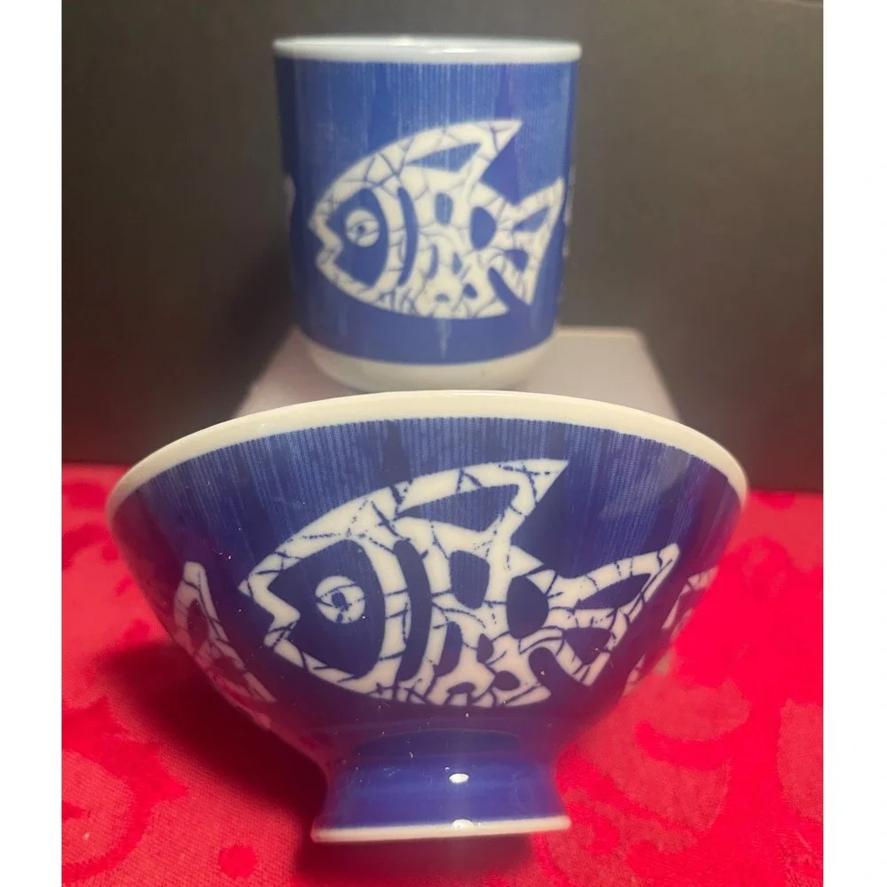 Vintage Cobalt Blue Japanese Sake Cups Rice Bowls Fish Symbols Set of 4 Japan
